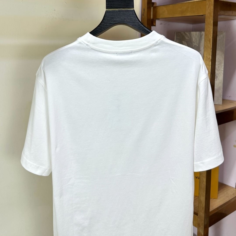 Bv*b*rry t-shirts